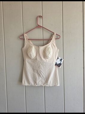 Cacique Shapewear Shaping Camisole Molded Cups 18/20 New With Tags